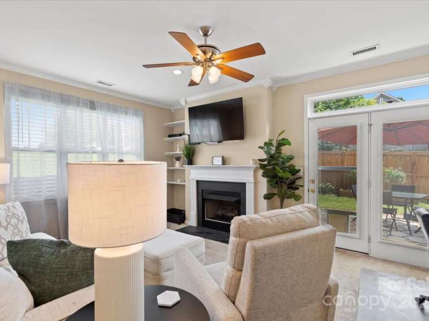 18812 Ramsey Cove Drive, Cornelius, NC 28031.  MLS# CAR4312408, YatesRealty ID 2647. 