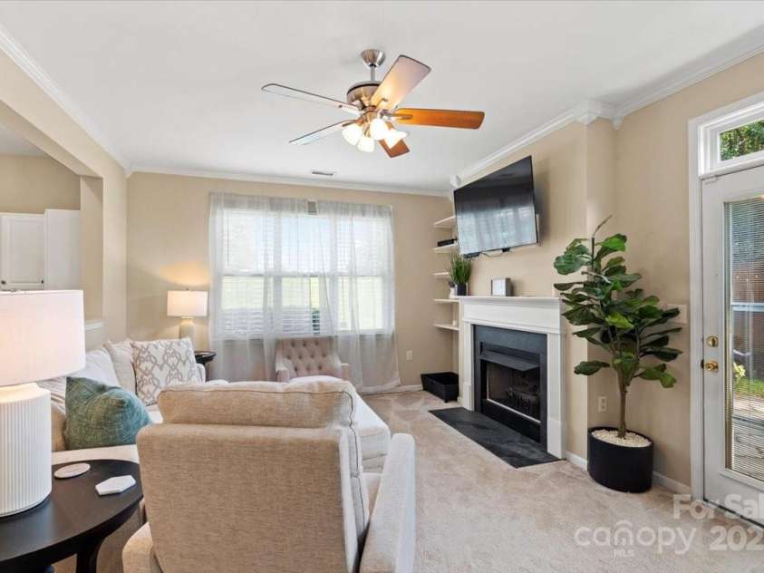 18812 Ramsey Cove Drive, Cornelius, NC 28031.  MLS# CAR4312408, YatesRealty ID 2647. 