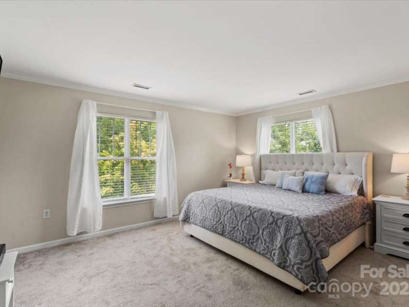 18812 Ramsey Cove Drive, Cornelius, NC 28031.  MLS# CAR4312408, YatesRealty ID 2647. 