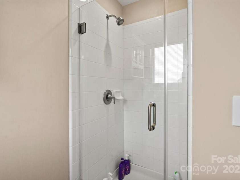 18812 Ramsey Cove Drive, Cornelius, NC 28031.  MLS# CAR4312408, YatesRealty ID 2647. 