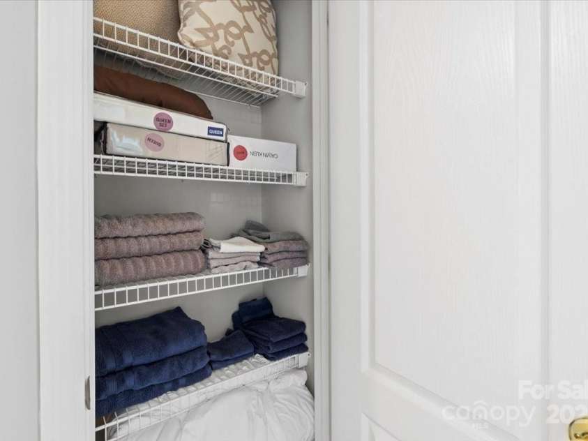 18812 Ramsey Cove Drive, Cornelius, NC 28031.  MLS# CAR4312408, YatesRealty ID 2647. 