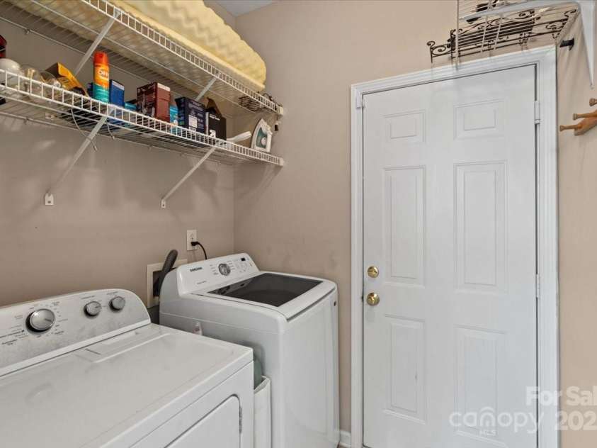 18812 Ramsey Cove Drive, Cornelius, NC 28031.  MLS# CAR4312408, YatesRealty ID 2647. 