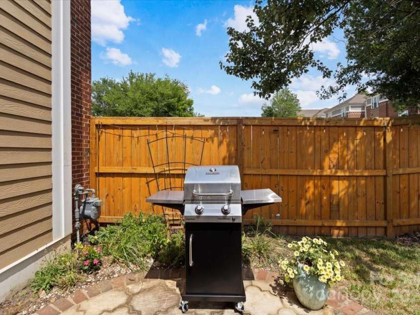 18812 Ramsey Cove Drive, Cornelius, NC 28031.  MLS# CAR4312408, YatesRealty ID 2647. 