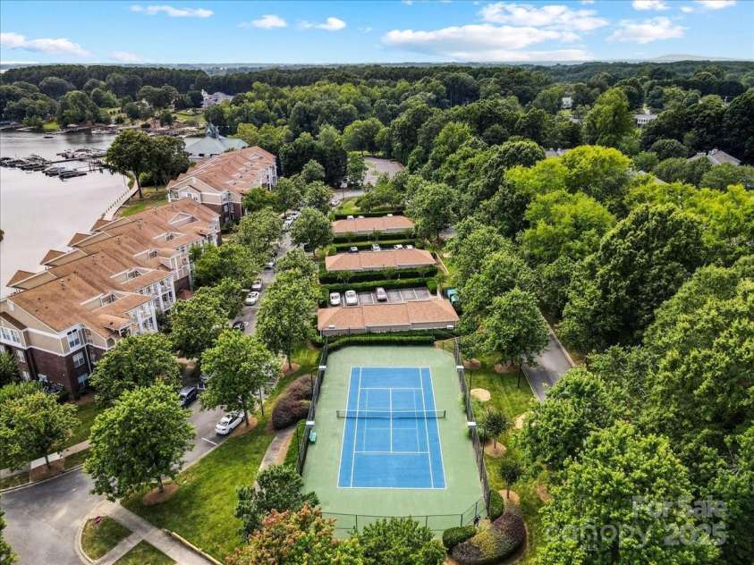 18812 Ramsey Cove Drive, Cornelius, NC 28031.  MLS# CAR4312408, YatesRealty ID 2647. 