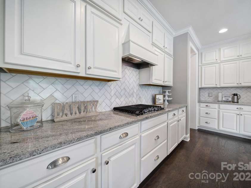 295 Helton Lane, Fort Mill, SC 29708.  MLS# CAR4259781, YatesRealty ID 26470. 