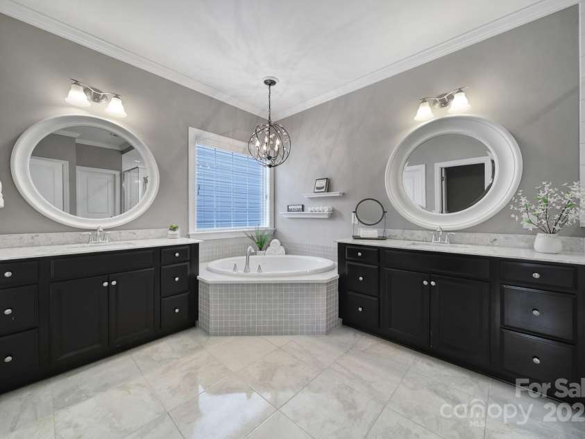 295 Helton Lane, Fort Mill, SC 29708.  MLS# CAR4259781, YatesRealty ID 26470. 