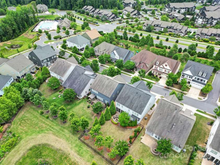 295 Helton Lane, Fort Mill, SC 29708.  MLS# CAR4259781, YatesRealty ID 26470. 