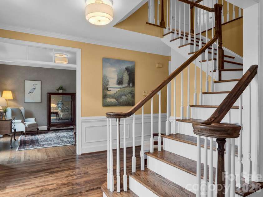 708 Barington Place, Matthews, NC 28105.  MLS# CAR4385055, YatesRealty ID 26470. 