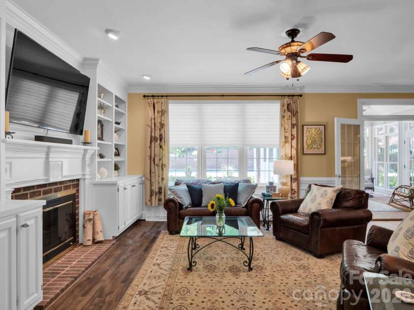 708 Barington Place, Matthews, NC 28105.  MLS# CAR4385055, YatesRealty ID 26470. 