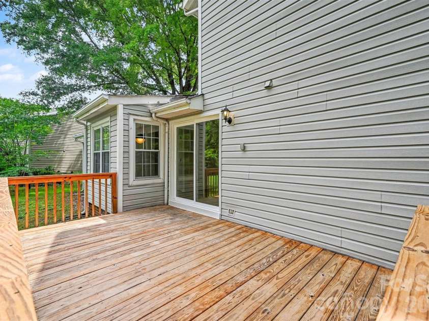 8129 Park Vista Circle, Charlotte, NC 28226.  MLS# CAR4384890, YatesRealty ID 26471. Back Deck