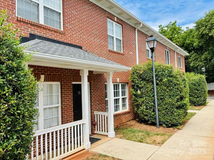 917 Shearer Street, Davidson, NC 28036.  MLS# CAR4280904, YatesRealty ID 26471. Unit #15 Entrance