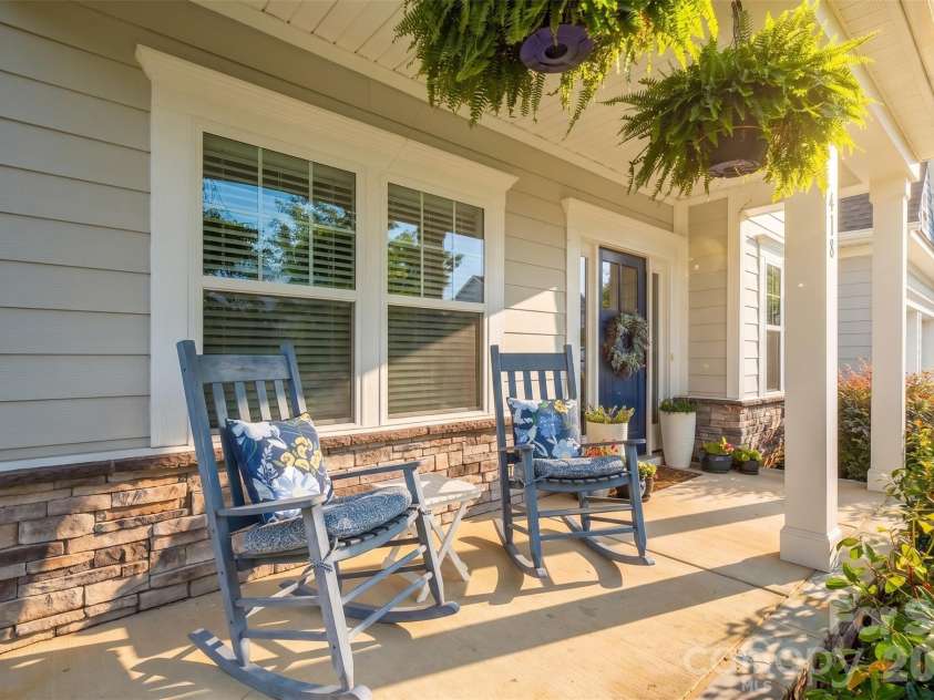 418 Crisfield Court, York, SC 29745.  MLS# CAR4384609, YatesRealty ID 26474. 