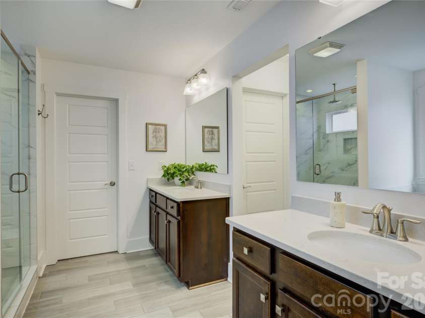 418 Crisfield Court, York, SC 29745.  MLS# CAR4384609, YatesRealty ID 26474. 