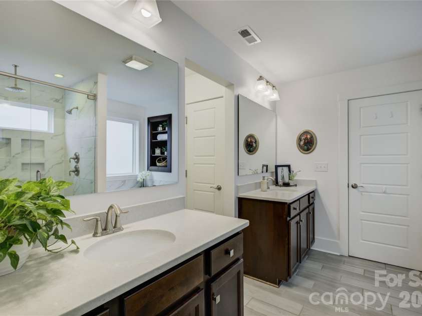 418 Crisfield Court, York, SC 29745.  MLS# CAR4384609, YatesRealty ID 26474. 