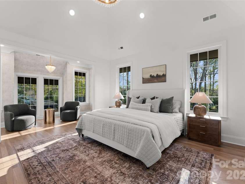 154 Canterbury Road, Charlotte, NC 28211.  MLS# CAR4402308, YatesRealty ID 26476. 