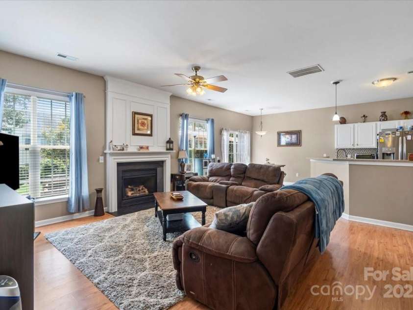 9406 Shepparton Drive, Huntersville, NC 28078.  MLS# CAR4281987, YatesRealty ID 26476. 