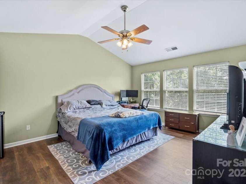 9406 Shepparton Drive, Huntersville, NC 28078.  MLS# CAR4281987, YatesRealty ID 26476. 