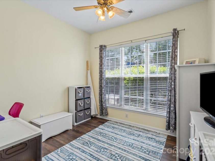 9406 Shepparton Drive, Huntersville, NC 28078.  MLS# CAR4281987, YatesRealty ID 26476. 