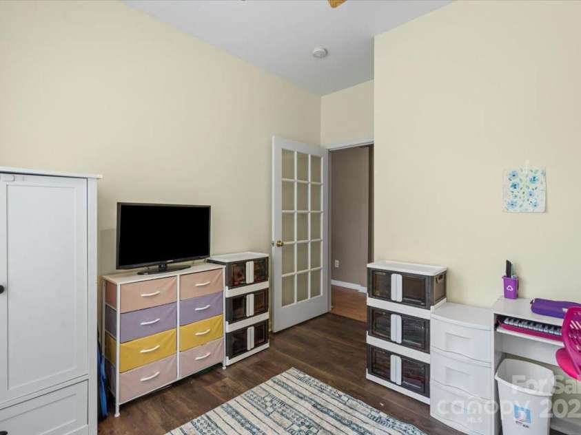 9406 Shepparton Drive, Huntersville, NC 28078.  MLS# CAR4281987, YatesRealty ID 26476. 