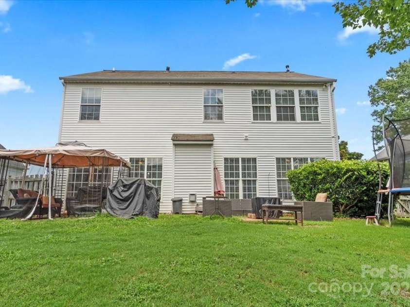 9406 Shepparton Drive, Huntersville, NC 28078.  MLS# CAR4281987, YatesRealty ID 26476. 