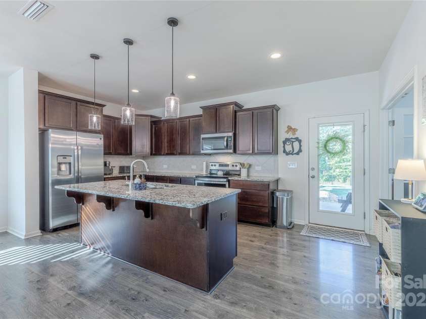 4113 Bent Green Lane, Monroe, NC 28112.  MLS# CAR4271711, YatesRealty ID 26477. 