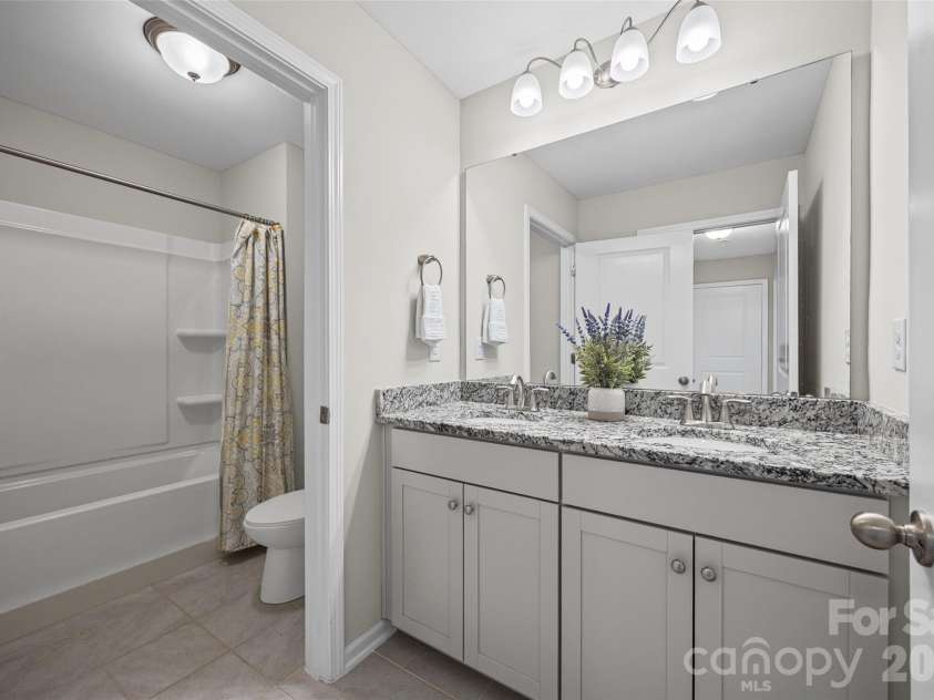 979 Pennington Drive, Lancaster, SC 29720.  MLS# CAR4376411, YatesRealty ID 26477. 