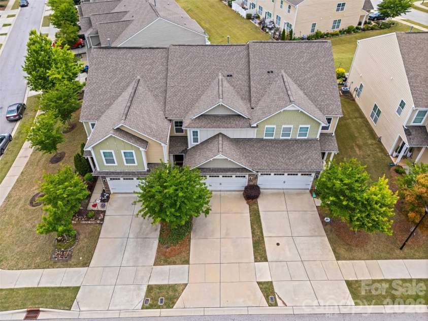 979 Pennington Drive, Lancaster, SC 29720.  MLS# CAR4376411, YatesRealty ID 26477. 