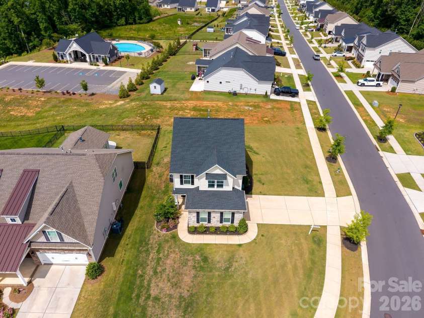 411 Hickory View Drive, Rock Hill, SC 29732.  MLS# CAR4376381, YatesRealty ID 26478. 