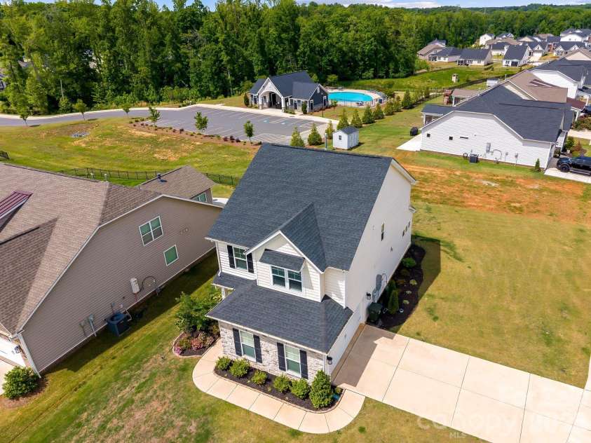 411 Hickory View Drive, Rock Hill, SC 29732.  MLS# CAR4416534, YatesRealty ID 26478. 