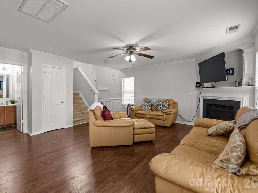 6924 Haines Mill Road, Charlotte, NC 28273.  MLS# CAR4325239, YatesRealty ID 2648. 
