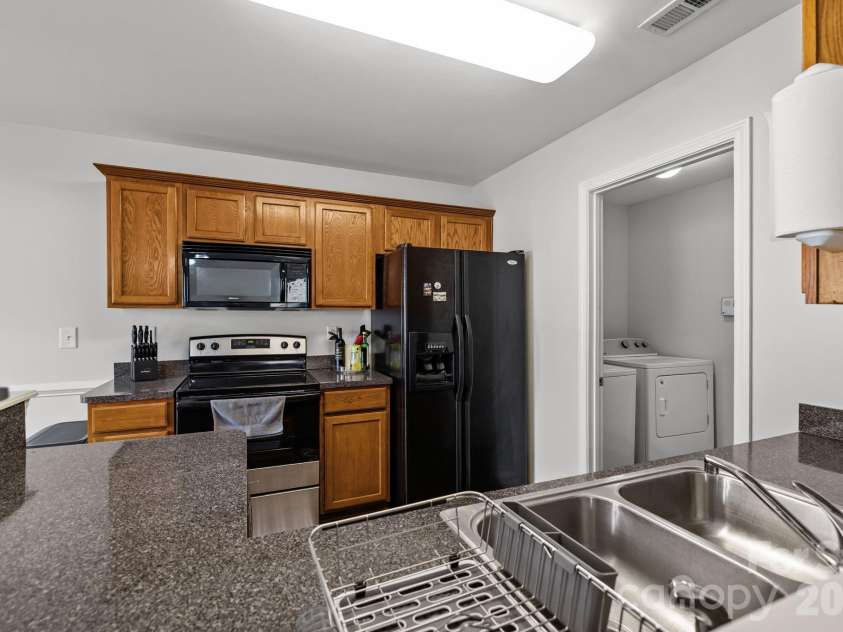 6924 Haines Mill Road, Charlotte, NC 28273.  MLS# CAR4325239, YatesRealty ID 2648. 