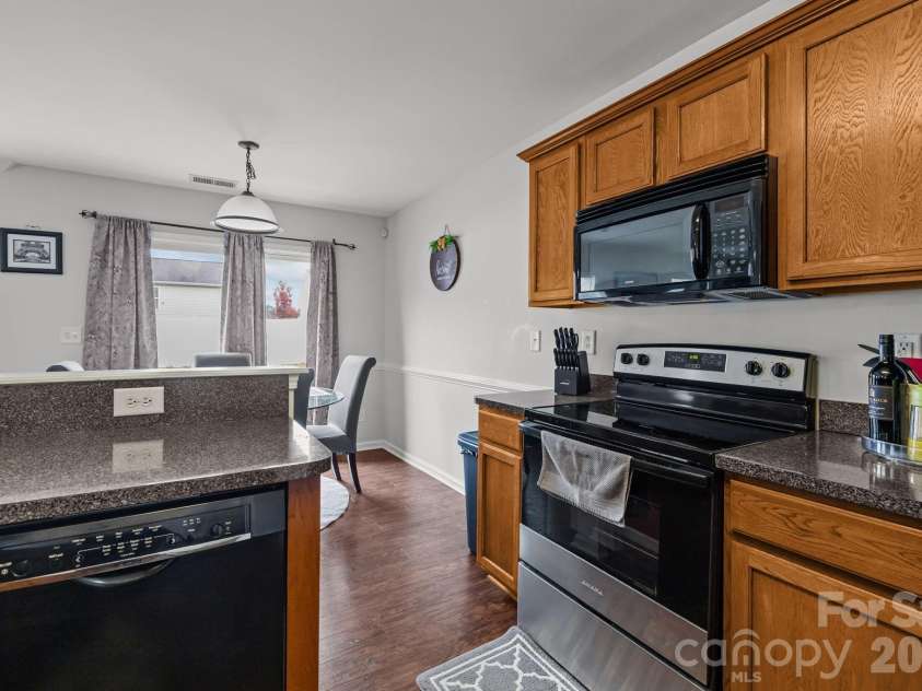 6924 Haines Mill Road, Charlotte, NC 28273.  MLS# CAR4325239, YatesRealty ID 2648. 
