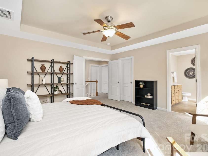 5110 Dragonfly Lane, Charlotte, NC 28277.  MLS# CAR4382717, YatesRealty ID 26480. Master Bedroom