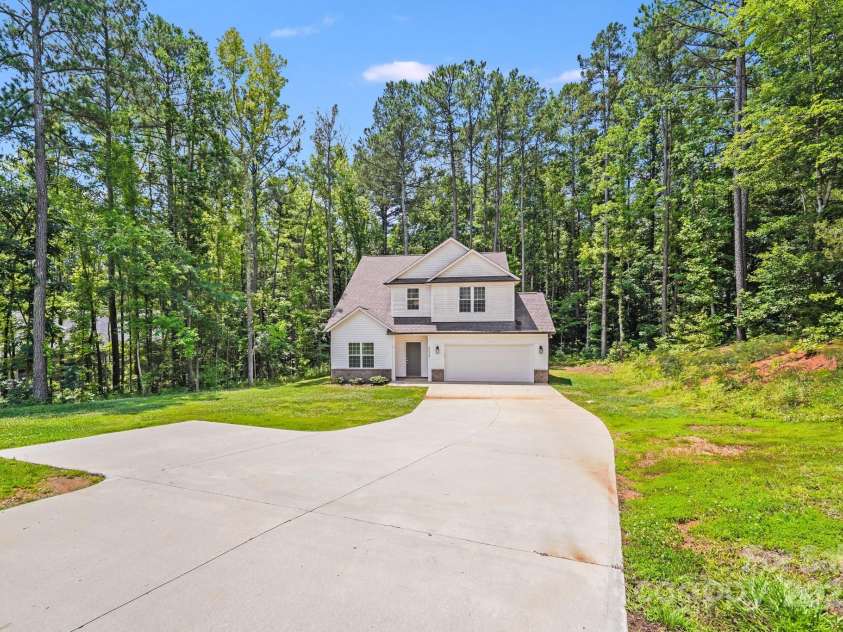 2612 Cold Springs Road, Concord, NC 28025.  MLS# CAR4268380, YatesRealty ID 26481. 