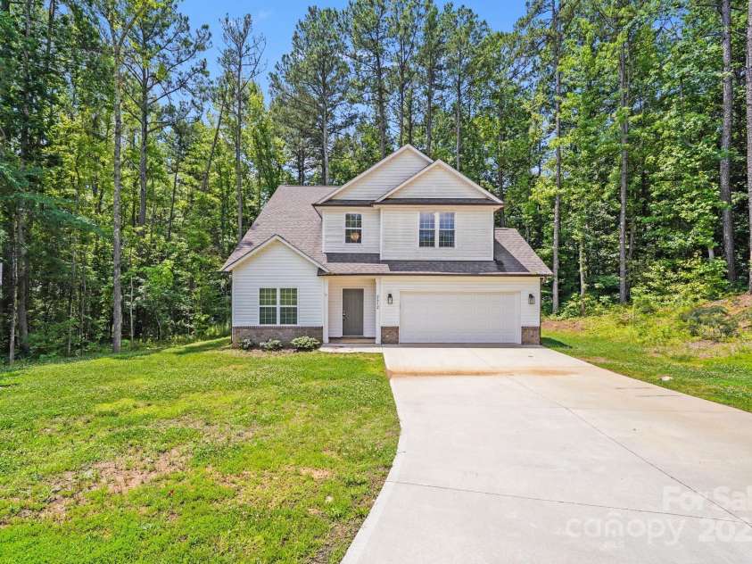 2612 Cold Springs Road, Concord, NC 28025.  MLS# CAR4268380, YatesRealty ID 26481. 