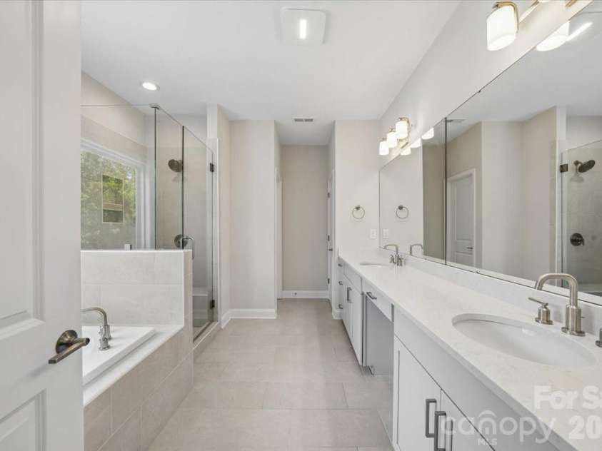 2318 Excalibur Drive, Indian Land, SC 29707.  MLS# CAR4383670, YatesRealty ID 26482. Primary Bathroom