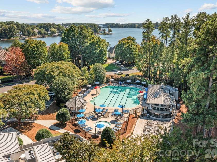 18620 Town Harbour Road, Cornelius, NC 28031.  MLS# CAR4384291, YatesRealty ID 26483. 