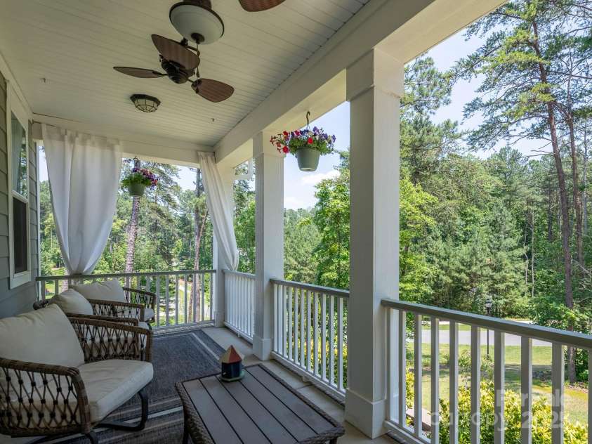 4237 Island Fox Lane, Denver, NC 28037.  MLS# CAR4268988, YatesRealty ID 26483. 