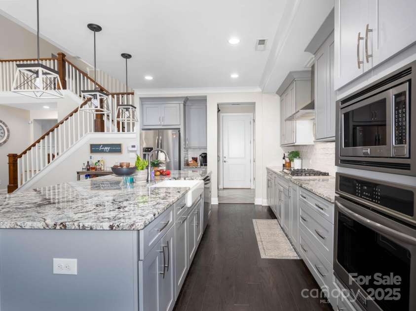 4237 Island Fox Lane, Denver, NC 28037.  MLS# CAR4268988, YatesRealty ID 26483. 