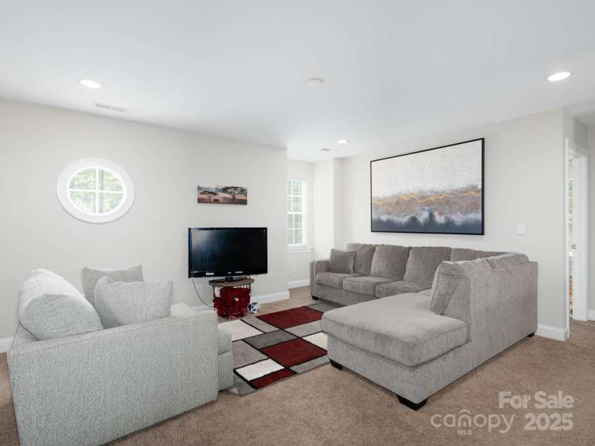 4237 Island Fox Lane, Denver, NC 28037.  MLS# CAR4268988, YatesRealty ID 26483. 