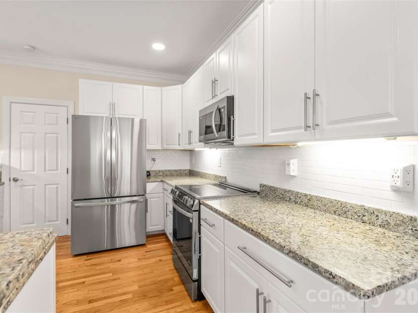 14137 Wild Elm Road, Charlotte, NC 28277.  MLS# CAR4384245, YatesRealty ID 26484. 