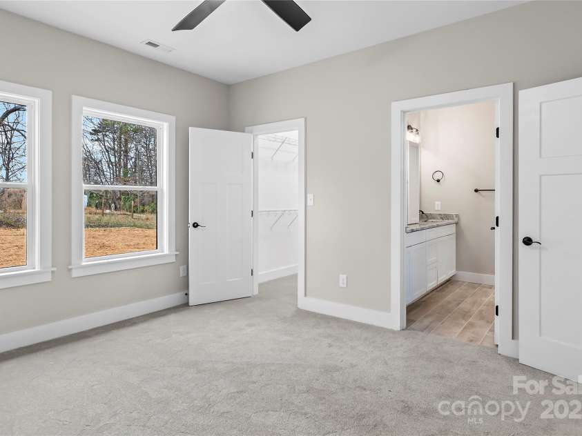 448 Jada Drive, Lexington, NC 27295.  MLS# CAR4274847, YatesRealty ID 26484. 