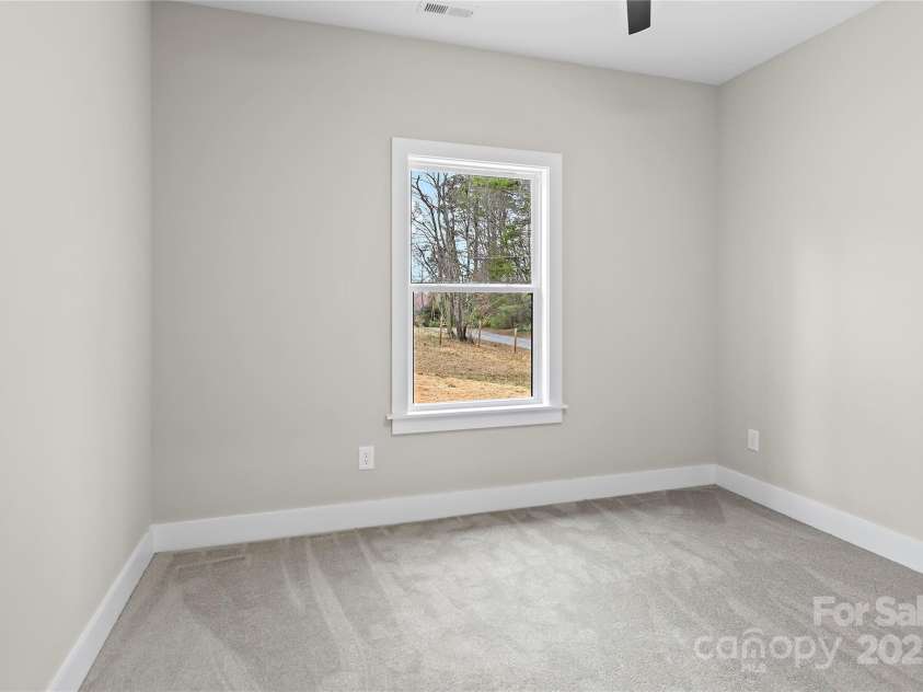 448 Jada Drive, Lexington, NC 27295.  MLS# CAR4274847, YatesRealty ID 26484. 