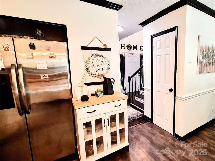 3616 Fair Oaks Place, Concord, NC 28027.  MLS# CAR4275596, YatesRealty ID 26485. 