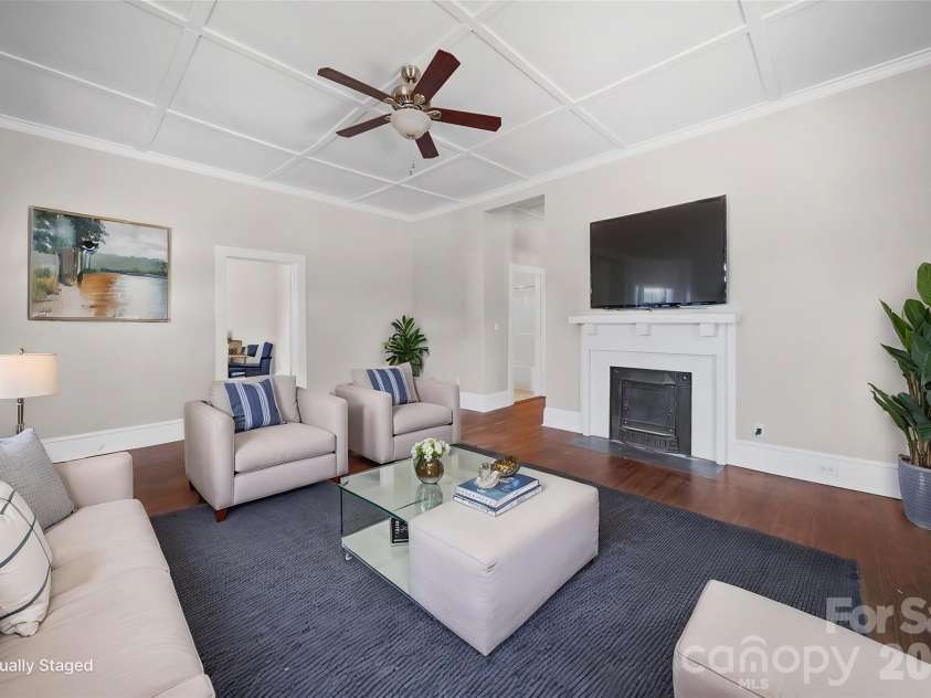 204 East Avenue, Kannapolis, NC 28083.  MLS# CAR4383991, YatesRealty ID 26488. 
