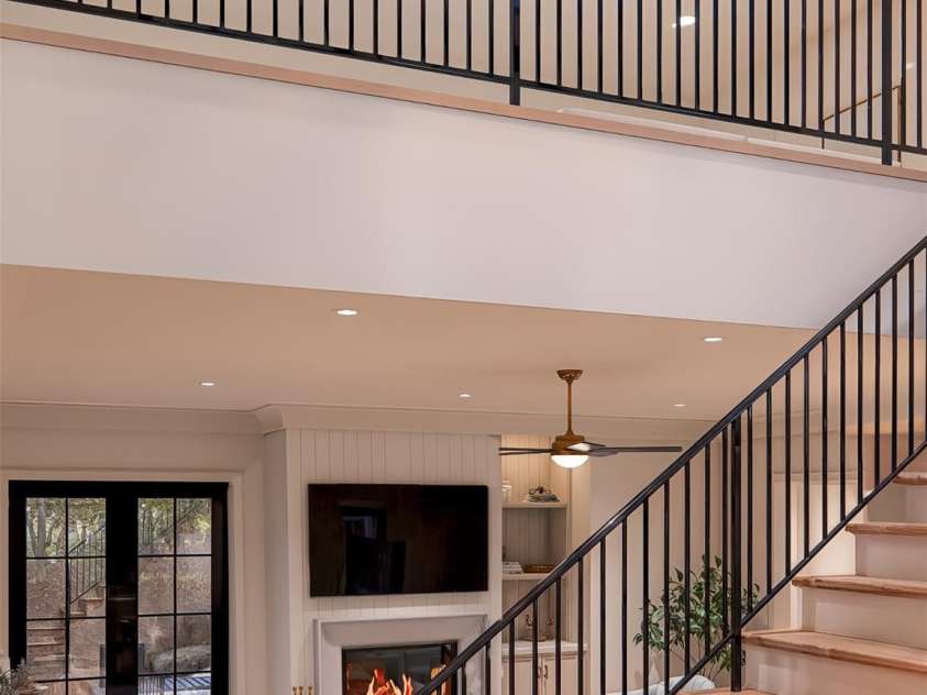 226 Laurel Avenue, Charlotte, NC 28207.  MLS# CAR4276462, YatesRealty ID 26489. 