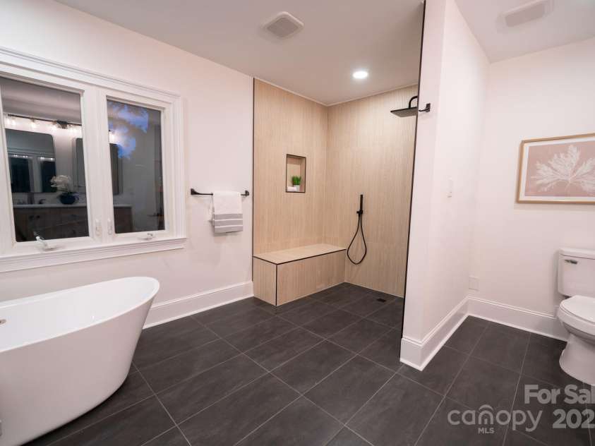 4901 Pine Ridge Road, Charlotte, NC 28226.  MLS# CAR4278391, YatesRealty ID 26490. 