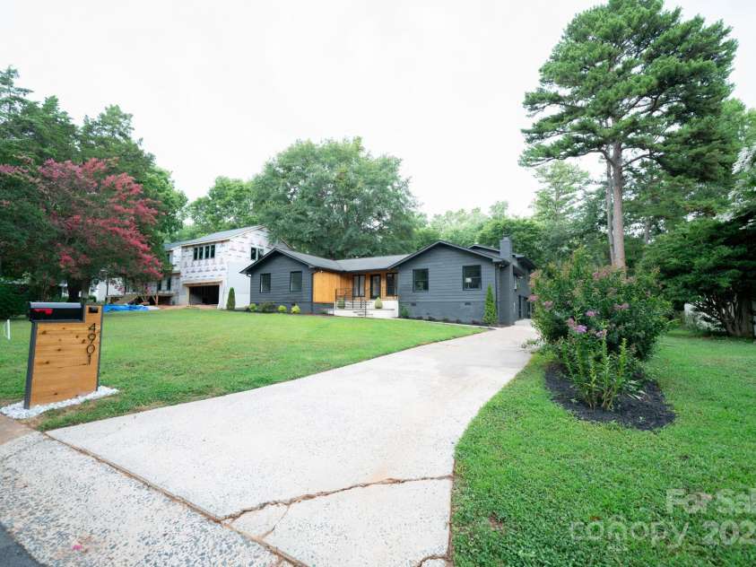 4901 Pine Ridge Road, Charlotte, NC 28226.  MLS# CAR4278391, YatesRealty ID 26490. 
