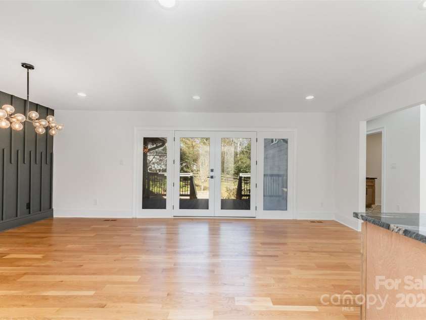 4901 Pine Ridge Road, Charlotte, NC 28226.  MLS# CAR4278391, YatesRealty ID 26490. 