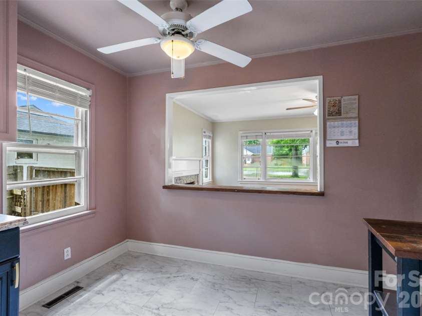 711 Rockwood Drive, Rock Hill, SC 29730.  MLS# CAR4387577, YatesRealty ID 26490. 